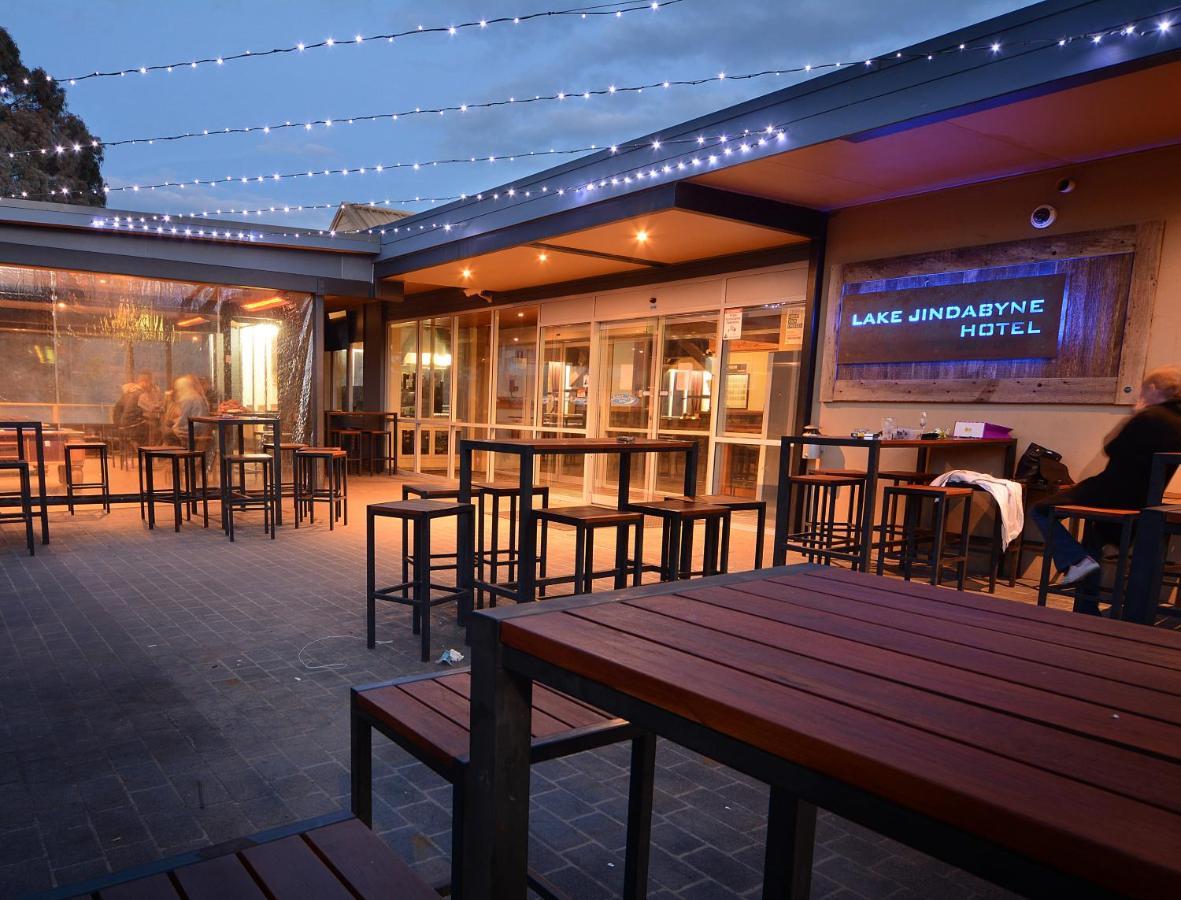 Lake Jindabyne Hotel Exterior photo